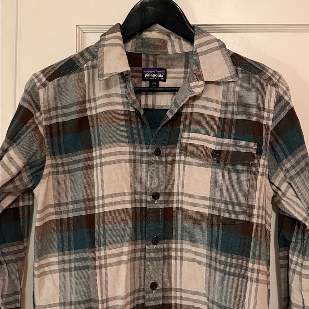 Patagonia Women’s Organic Cotton Plaid Button-Down — Teal, Brown & Cream